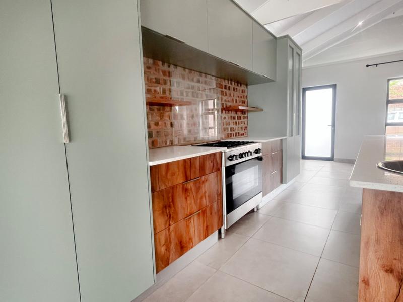 3 Bedroom Property for Sale in Fraaiuitsig Western Cape